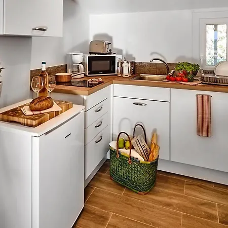 Appartement Li Cabanoun, Au Soleil Issambres à 3min De La à Pied Sainte-Maxime