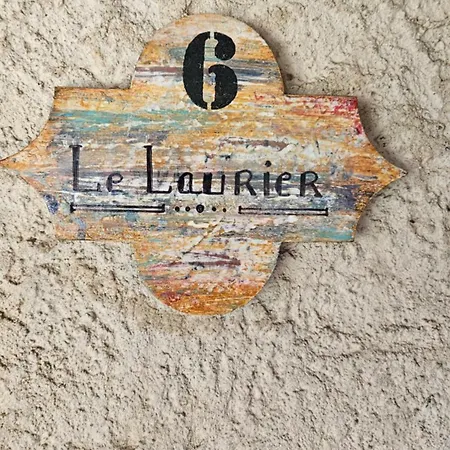 Apartment Li Cabanoun, Au Soleil Issambres A 3min De La A Pied Sainte-Maxime